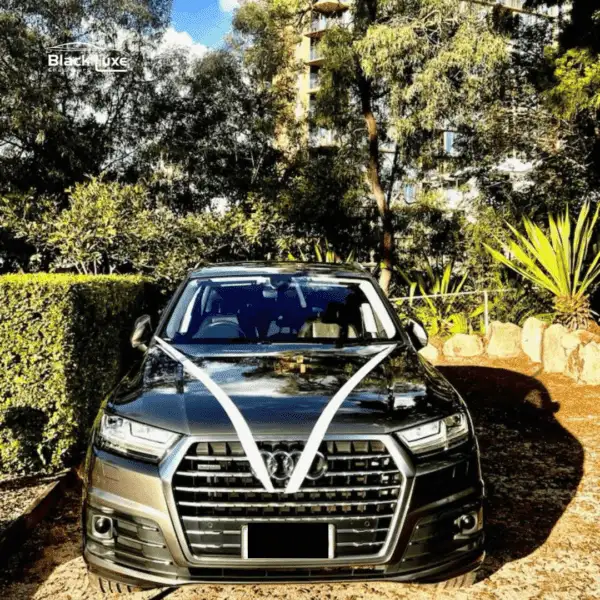 Luxury wedding car hire brisbane- Blackluxechauffeurs 2