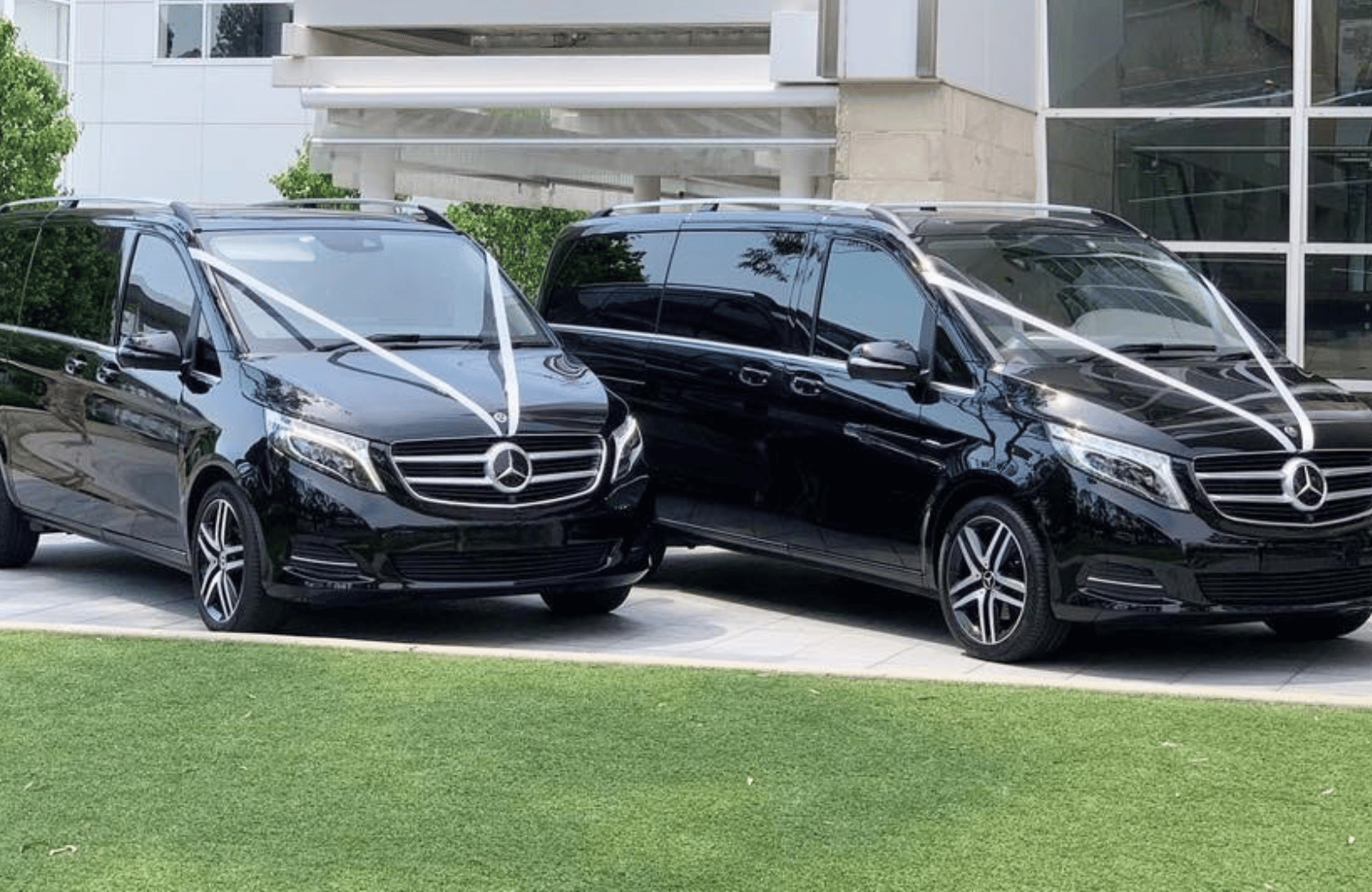 What is the premium travel package offered by Brisbane chauffeur cars?