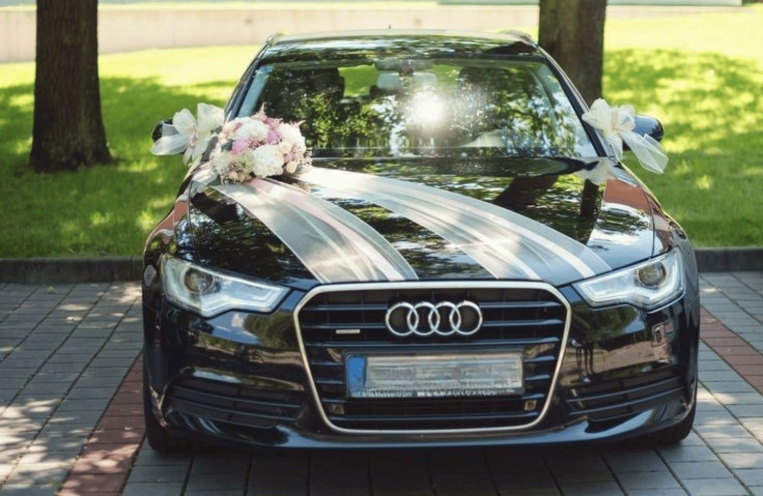 Why should I prefer wedding car hire Brisbane for the big day-BlackLuxeChauffeurs