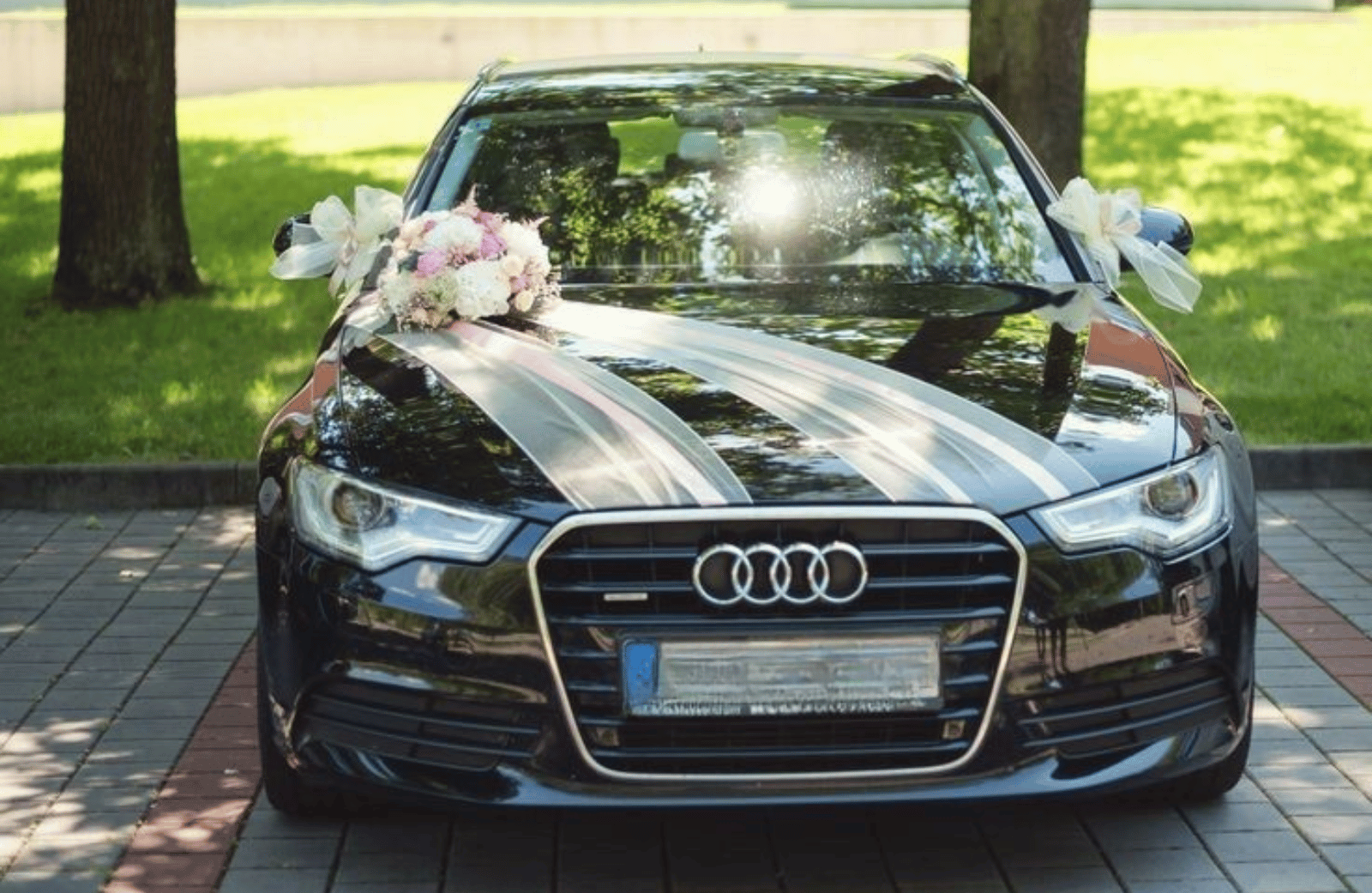 Why should I prefer wedding car hire Brisbane for the big day?