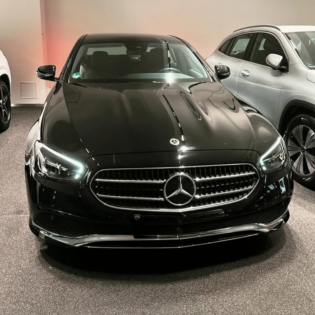 Brisbane airport to Hervey Bay Luxury Chauffeur transfers - Black Luxe Chauffeurs Brisbane