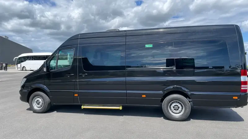 mini-bus-800x450