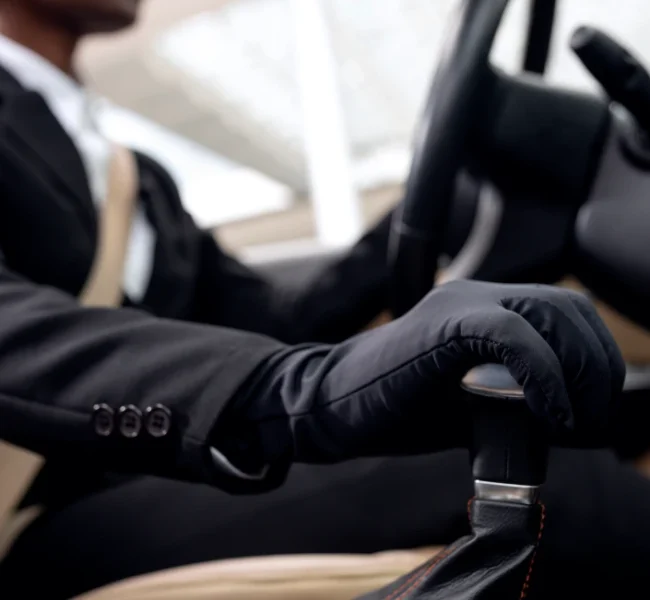 why_travel_in_a_chauffeur_car_for_night_outs why_travel_in_a_chauffeur_car_for_night_outs
